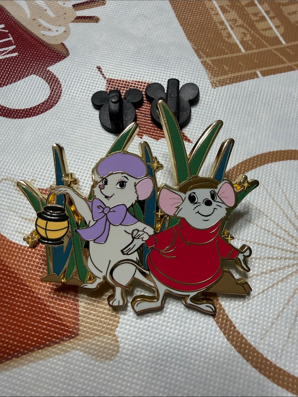 Disney Bernard and Bianca rescuers Mouse Duo Pin